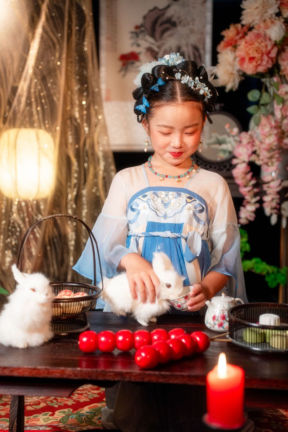 Beautiful kids Tang Dynasty Hanfu studio photography with sparkling golden props, captured by Imagine Image Studio Auckland.