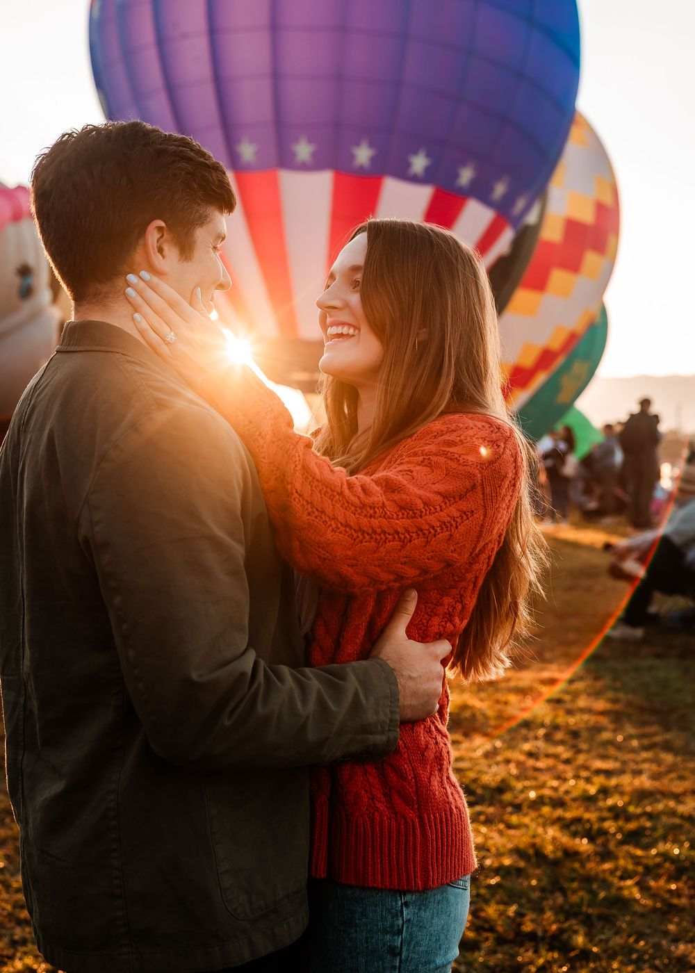 Albuquerque International Balloon Fiesta premier photographer for engagement couples romantic colorful hot air balloons
