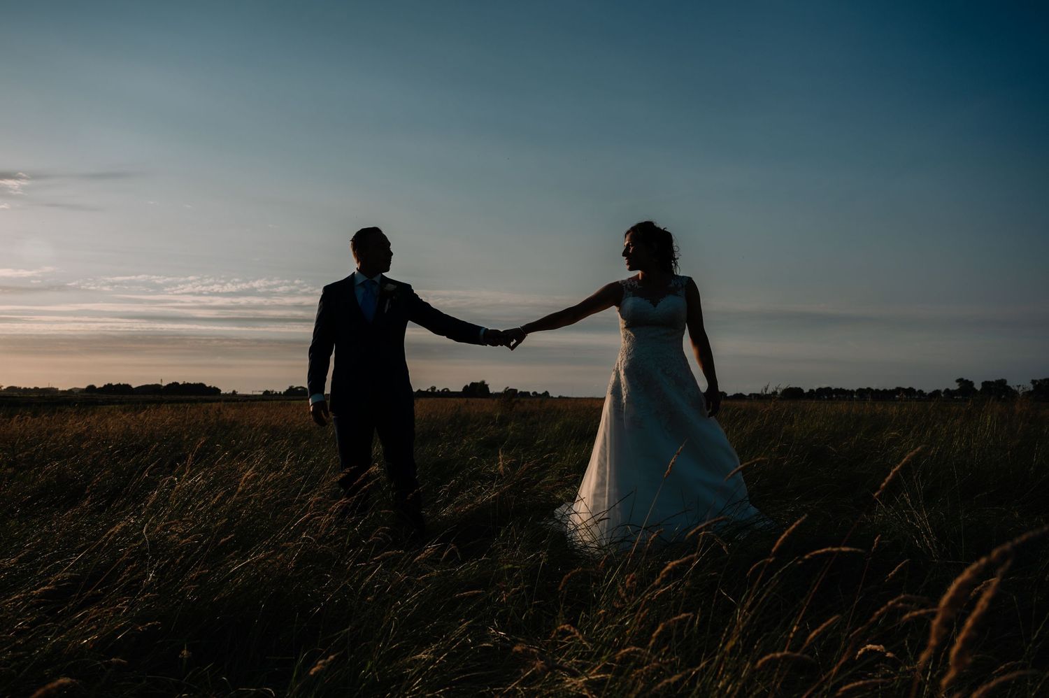Trouwfotograaf amersfoort, trouwfotografie, trouwfoto, bruidsjurk, verloofd, trouwen, trouwring,