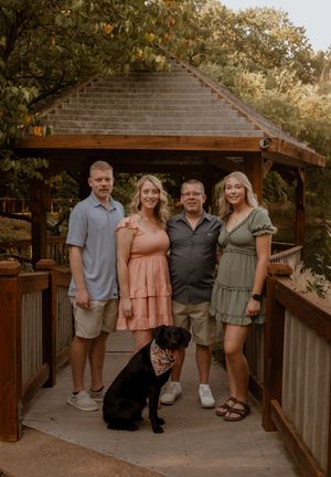 Franklin County photographer, Missouri photographer, STL photography, candid wedding, family, portraits near me, photography near me.