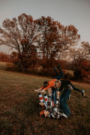Franklin County photographer, Missouri photographer, STL photography, candid wedding, family, portraits near me, mini photography near me.
