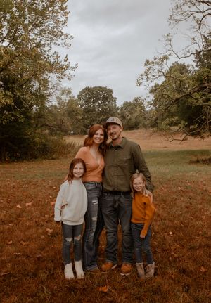 Franklin County photographer, Missouri photographer, STL photography, candid wedding, family, portraits near me, photography near me.