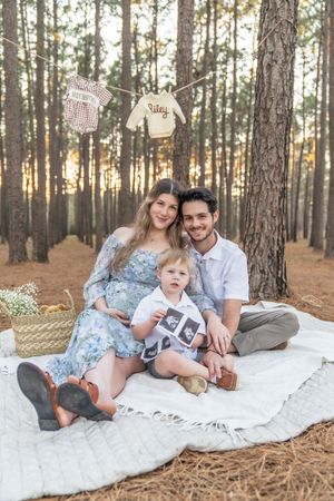Maternity Family Photo Session by Conroe Photographer and Houston Photographer, Maternity Session in WG State Jones Forest in Conroe