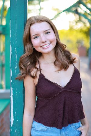 High school senior photography in Queeny Park, St. Louis, Missouri, beautiful natural light photography by Teri Michele Photography