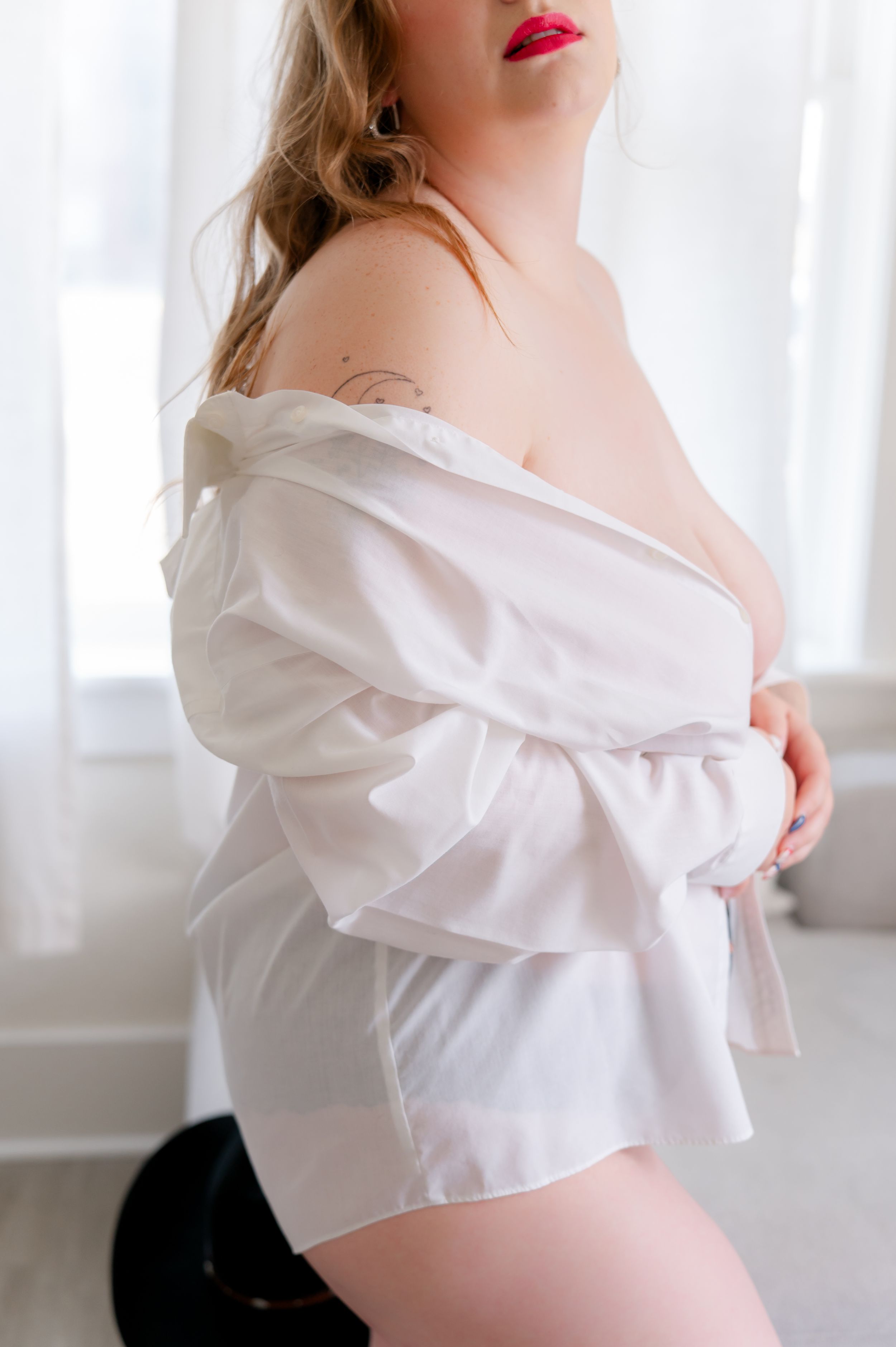 Idaho Falls Boudoir - Studio Boudoir Session - White Button Down boudoir - Sierra Laine Photography LLC - Red lip makeup