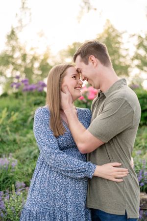 pregnant woman and man couple maternity posing