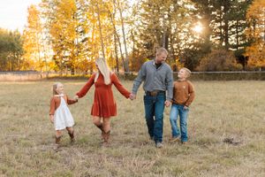 Flathead Valley Photographer | family photos | fall family photos | Montana