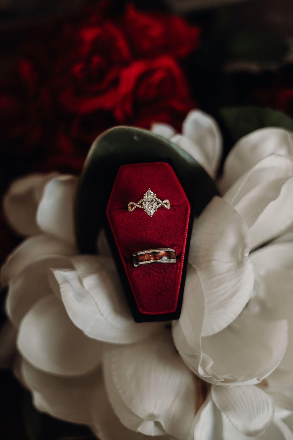 Alt wedding rings GORGEOUS | byjordanphotography