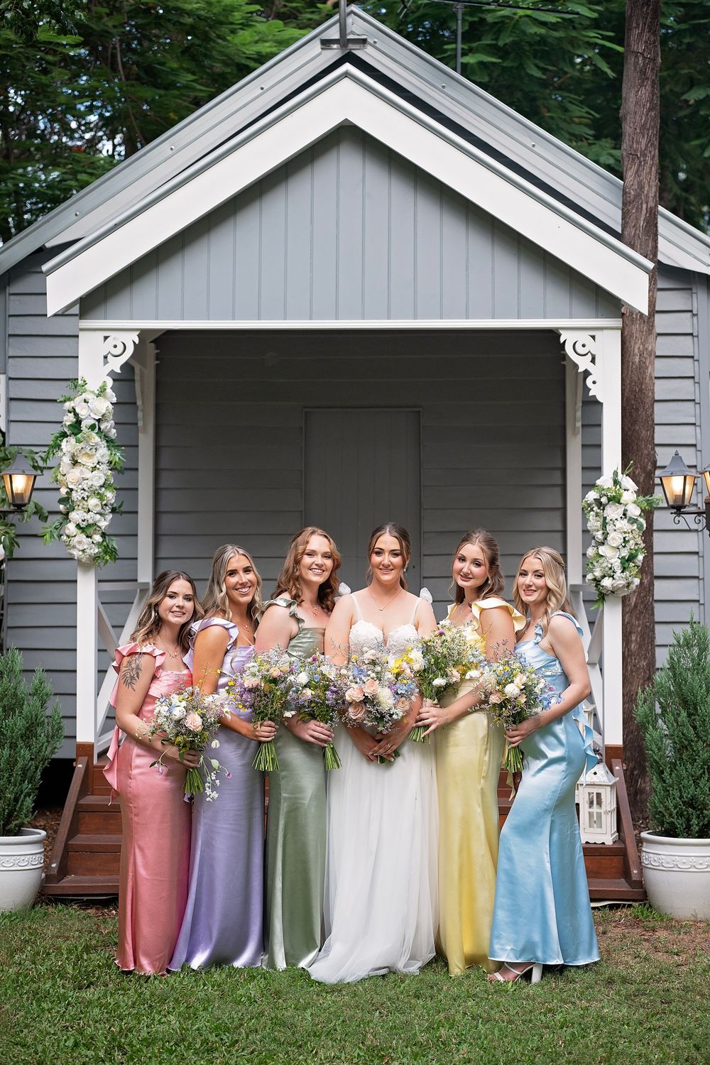 Rockhampton wedding photographer, Yeppoon wedding photographer, pastel bridesmaid dresses, St Aubins Villiage, CQ Photographer