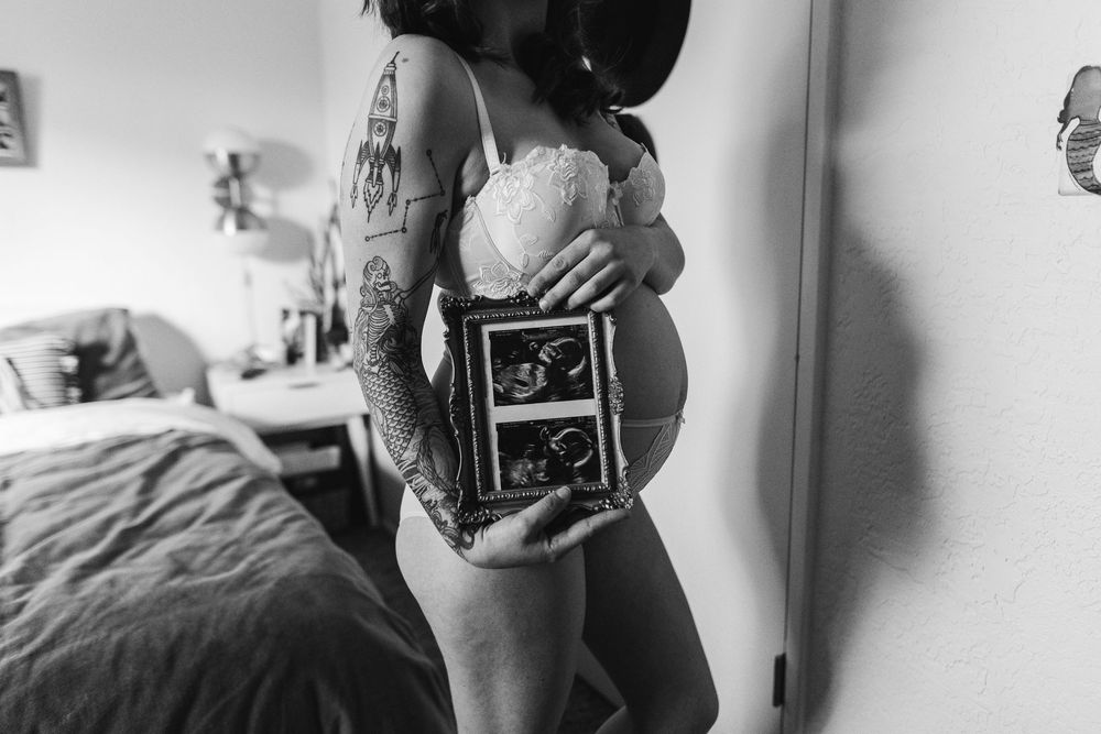 Northern Arizona Flagstaff Boudoir Portraits Branding Photographer Photography Luxury Portrait Studio 
Boudoir Photoshoots
Model Maternity