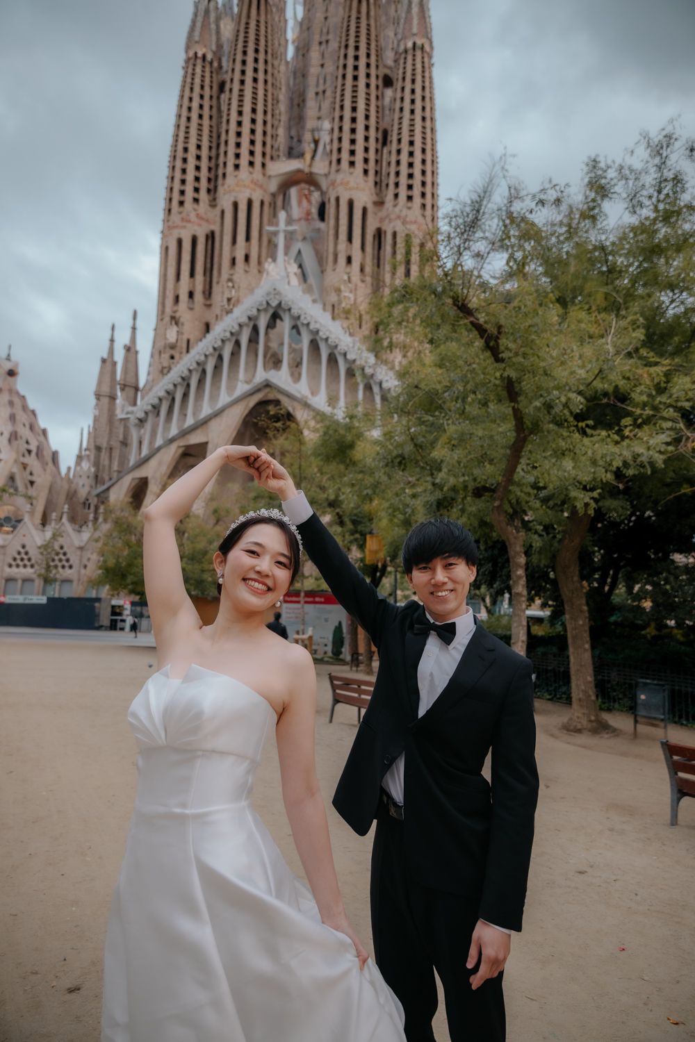 Emotional embrace Park Güell terrace view Barcelona Pre wedding photoshoot Barcelona BarcelonaLoversPH