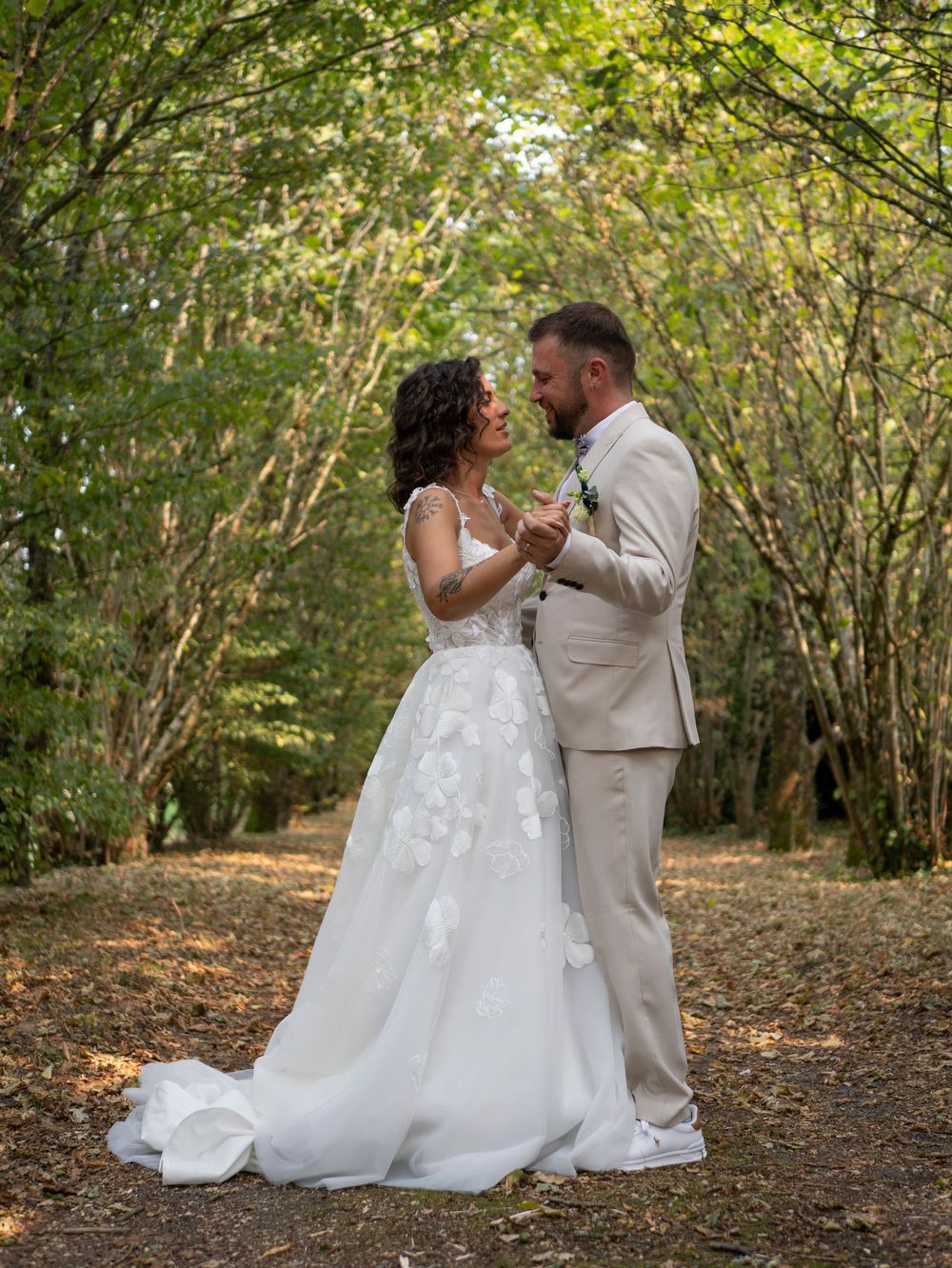 Photographe de mariage Vendée, photo de mariage, couple de jeunes mariés