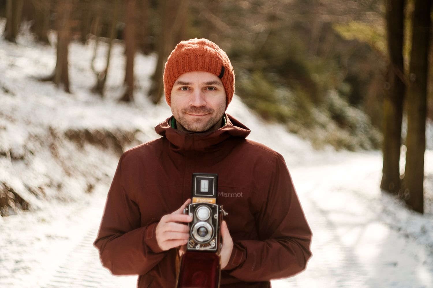 Patryk Stanisz z aparatem flexaret