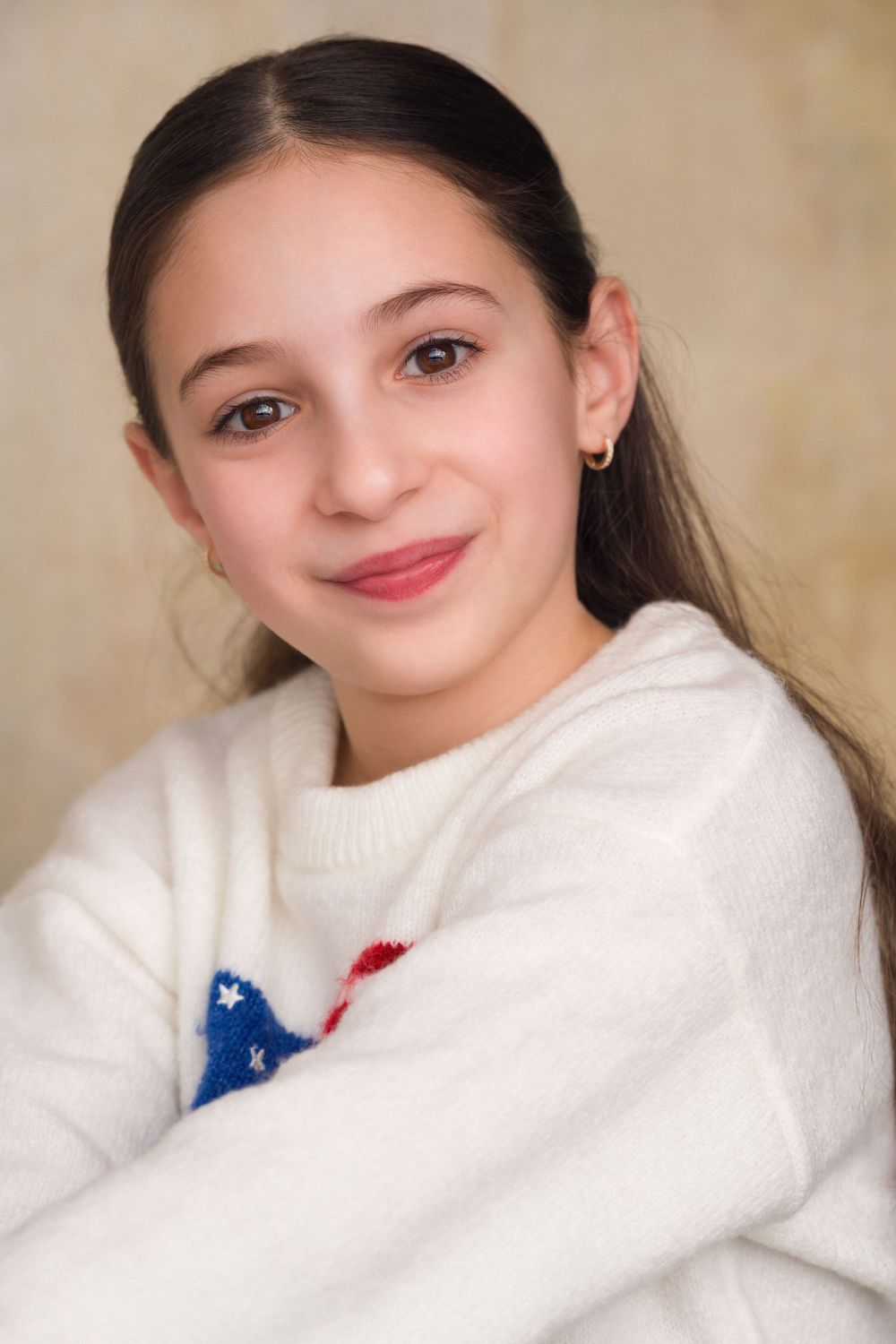 Authentic and natural headshots for talented kids