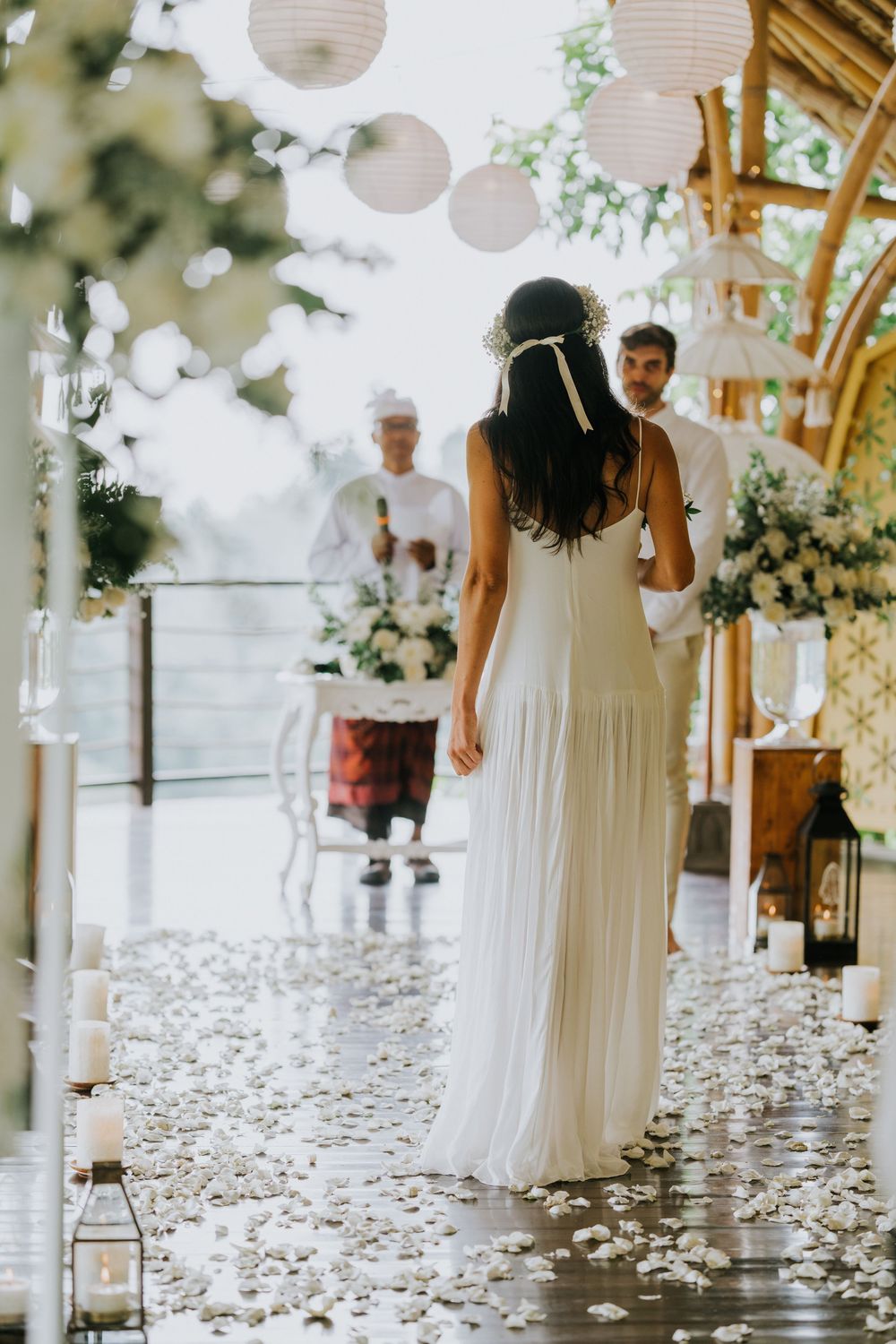 Bali resort wedding photography with jungle view ceremony at The Kayon Valley Resort