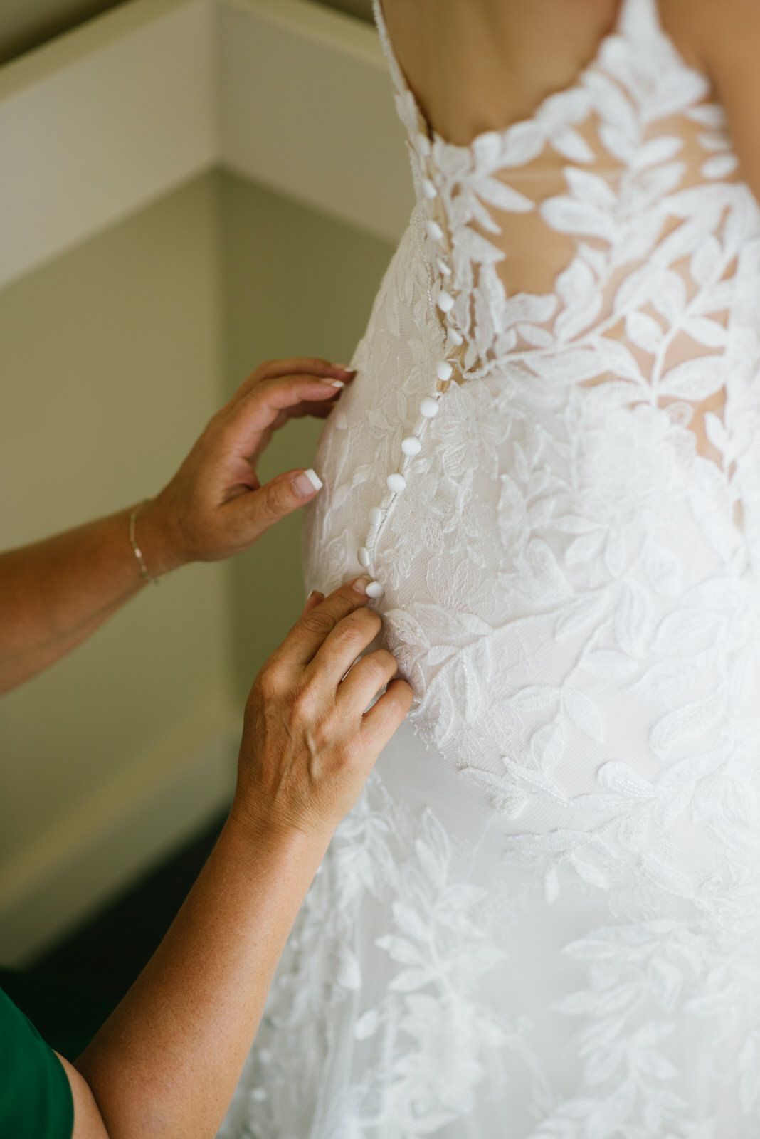 Silvertip Resort Canmore Wedding
Canmore Wedding Photographer