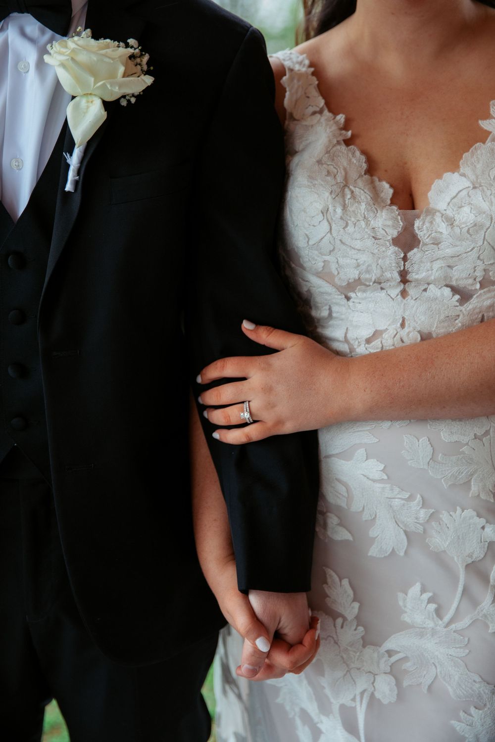 bride and groom portraits