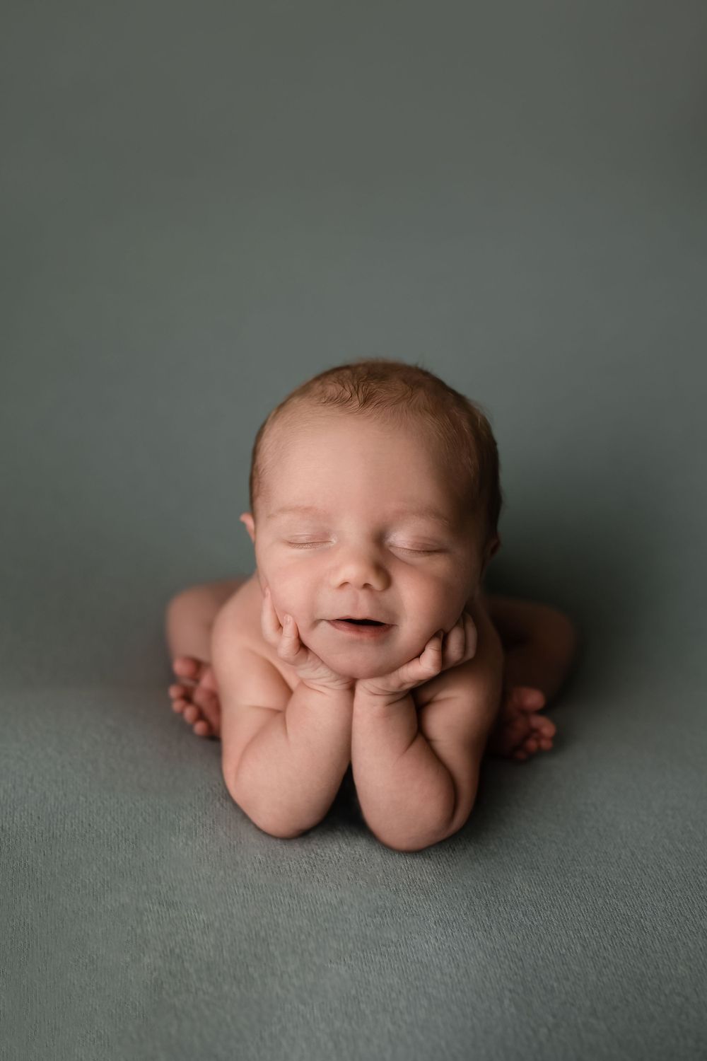 Newborn & Family Photographer Based on Camano Island and Serving Surrounding Areas.