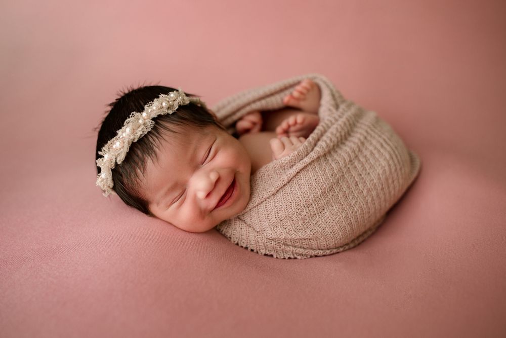 Newborn & Family Photographer Based on Camano Island and Serving Surrounding Areas.