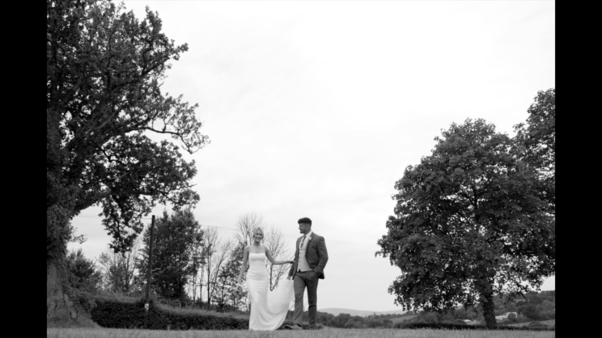 wedding candid documentary photo