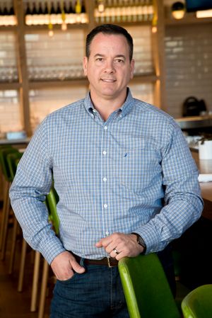 True Food Restaurant Manager portrait Jeffrey Tholl photography