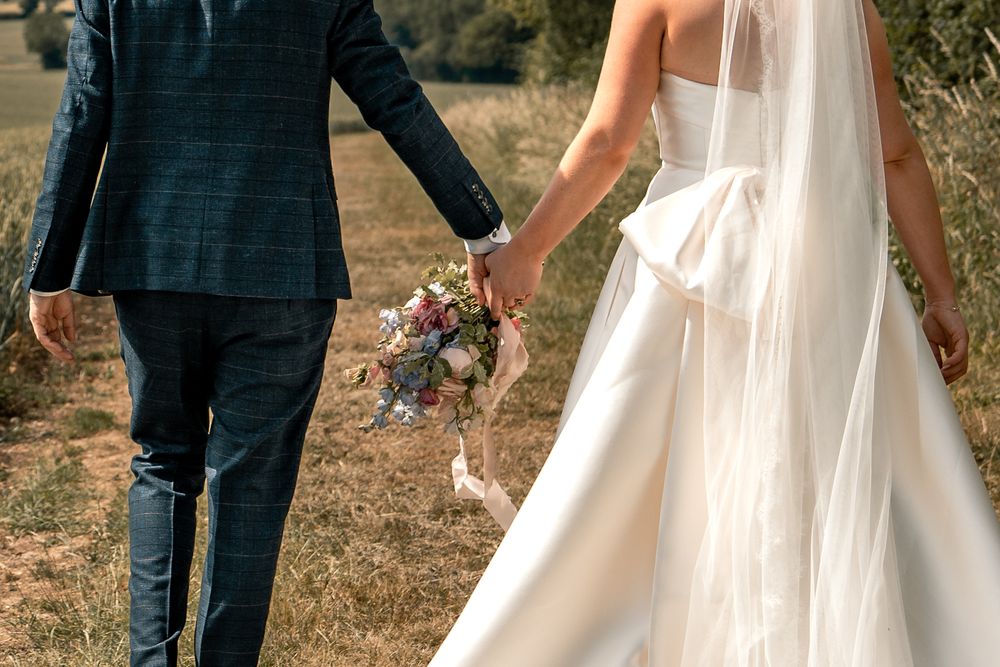 SUFFOLK WEDDING PHOTOGRAPHY - MARQUEE GARDEN WEDDING SUFFOLK - EDITORIAL WEDDING PHOTOGRAPHY