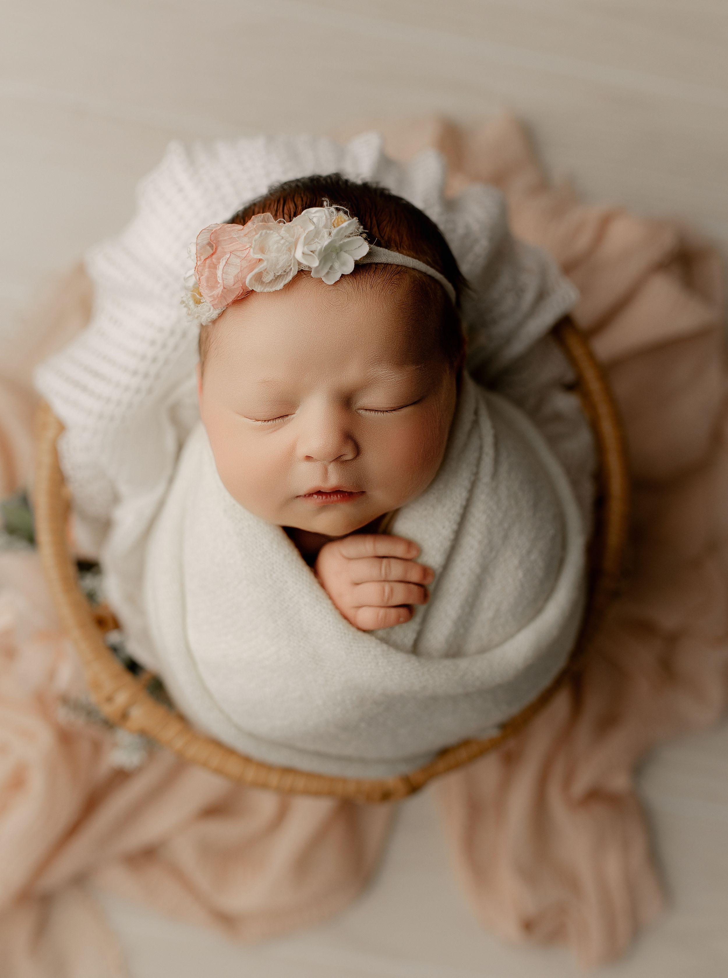 Bailey's Photography | Southern Ohio | Affordable Newborn Photography | Baby Girl Swaddled Pose | Portsmouth Studio
