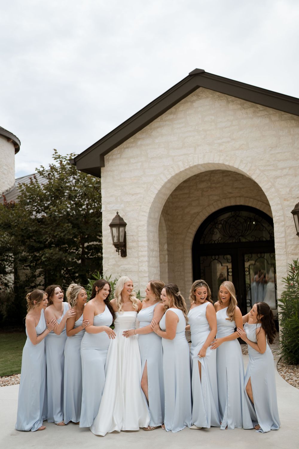 bridesmaid posing ideas