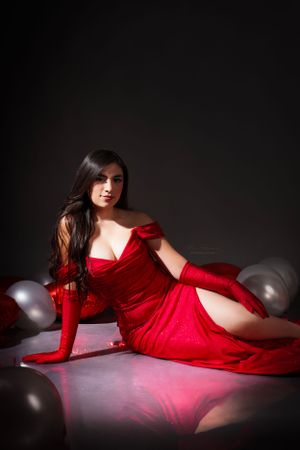 sesion de retrato profesional vestido elegante fotos model photography casual photoshoot studio photoshoot birthday photoshoot sesion cumple