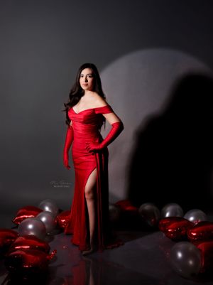 sesion de retrato profesional vestido elegante fotos model photography casual photoshoot studio photoshoot birthday photoshoot sesion cumple