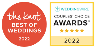 The Knot Best of Weddings 2022 and WeddingWire Couples Choice Awards 2022 badges displayed together.