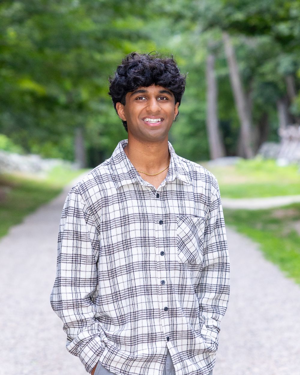 High school senior yearbook portrait in Lincoln, MA.  Serving Weston, Wayland, Natick, Framingham & Concord Carlisle, Sudbury, Bolton MA