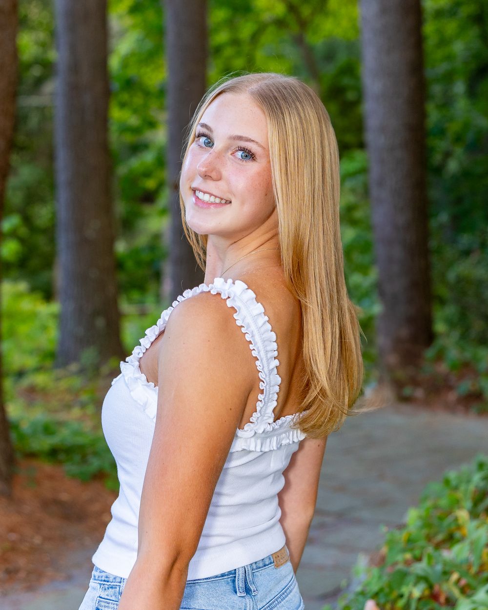 High school senior yearbook portrait in Sudbury, MA.  Serving Weston, Wayland, Natick, Framingham & Concord Carlisle, Bolton MA