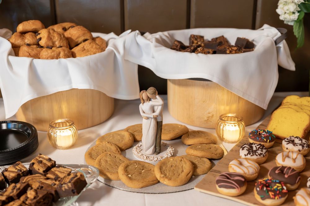Gunstock Resort wedding inspiration with scenic mountain views, lodge ceremony, and elegant reception styling.