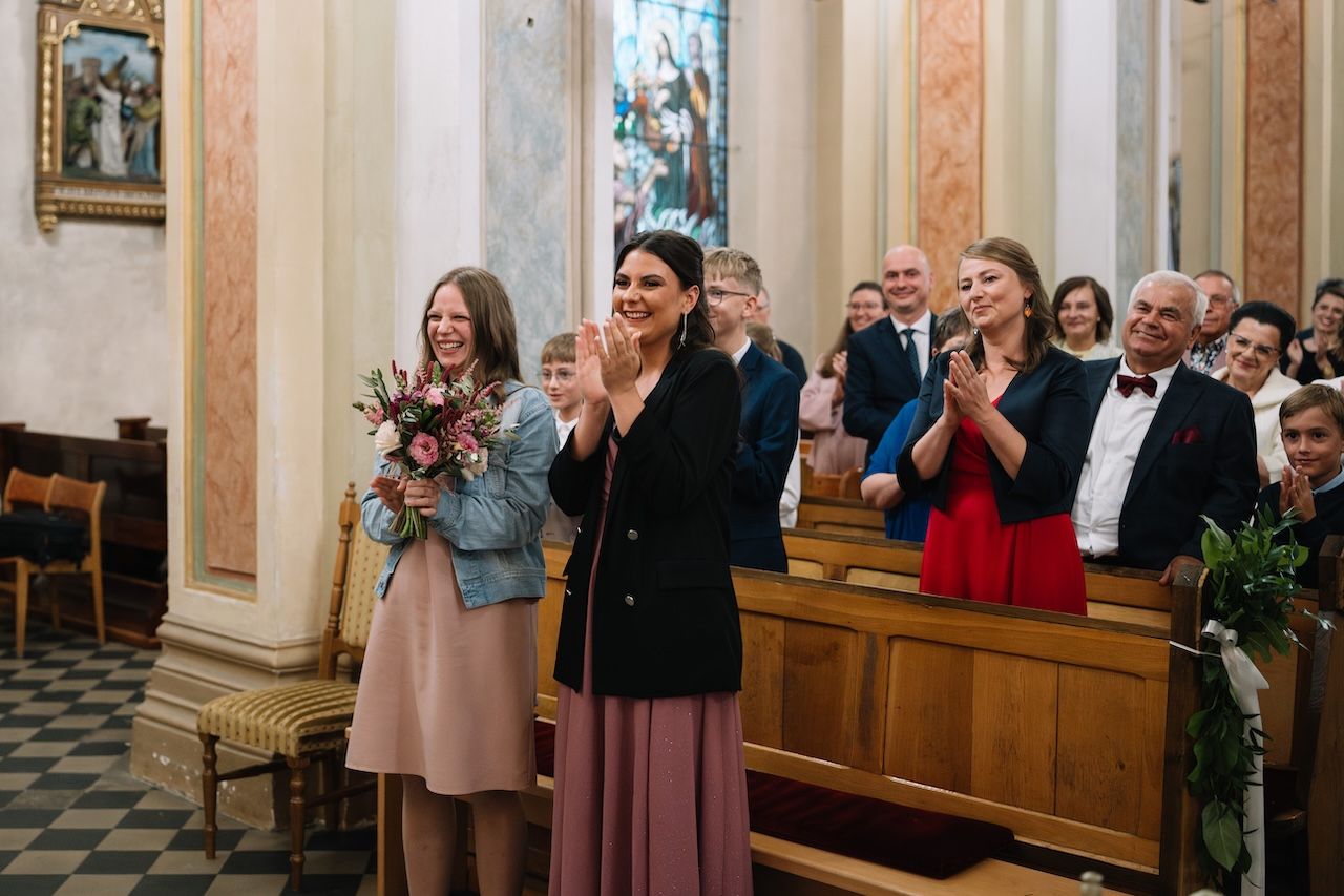 Ceremonia ślubna w kościele w Poznaniu