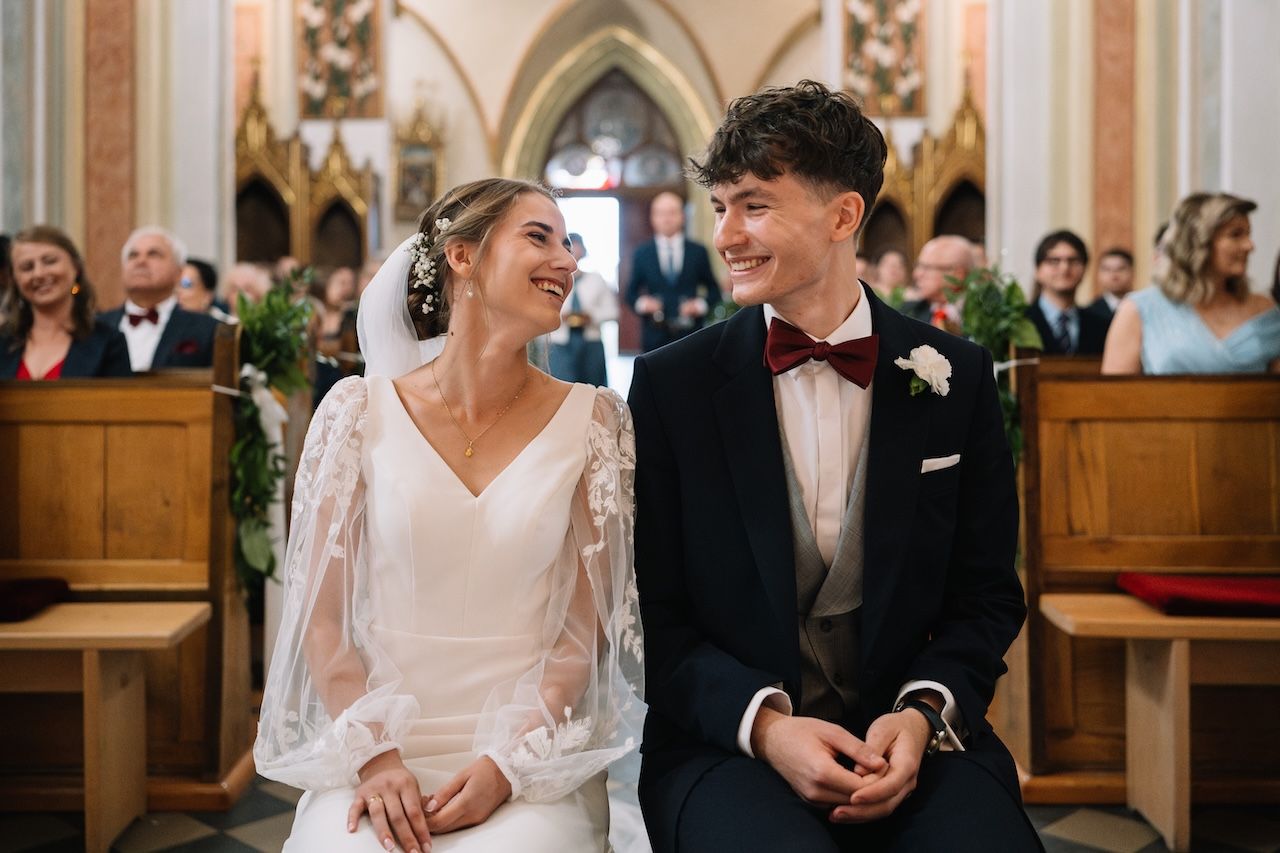 Ceremonia ślubna w kościele w Poznaniu