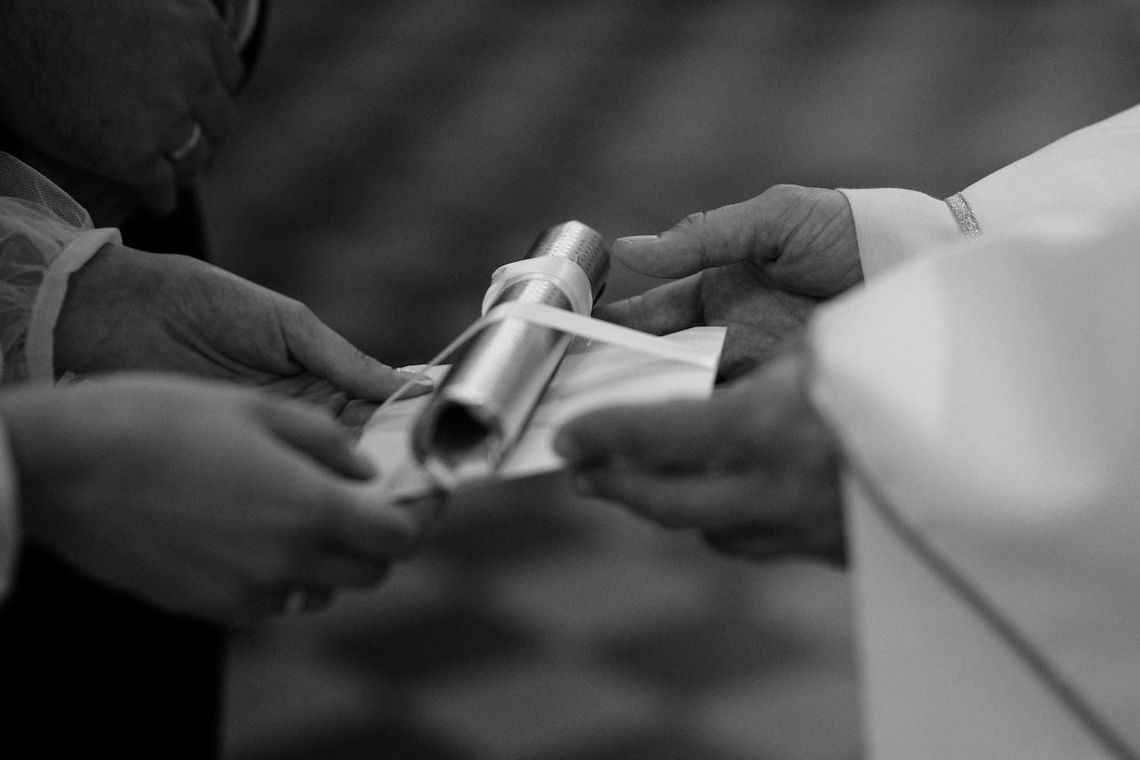 Ceremonia ślubna w kościele w Poznaniu
