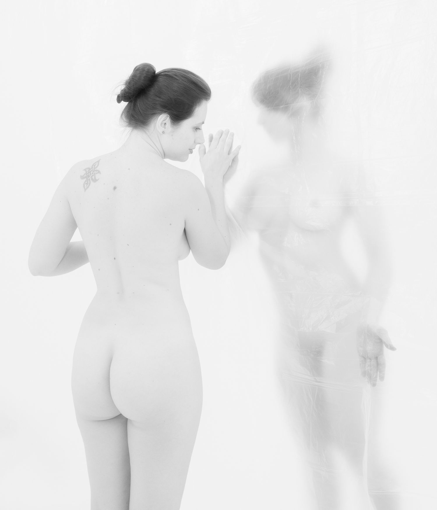 ©LesleySolam