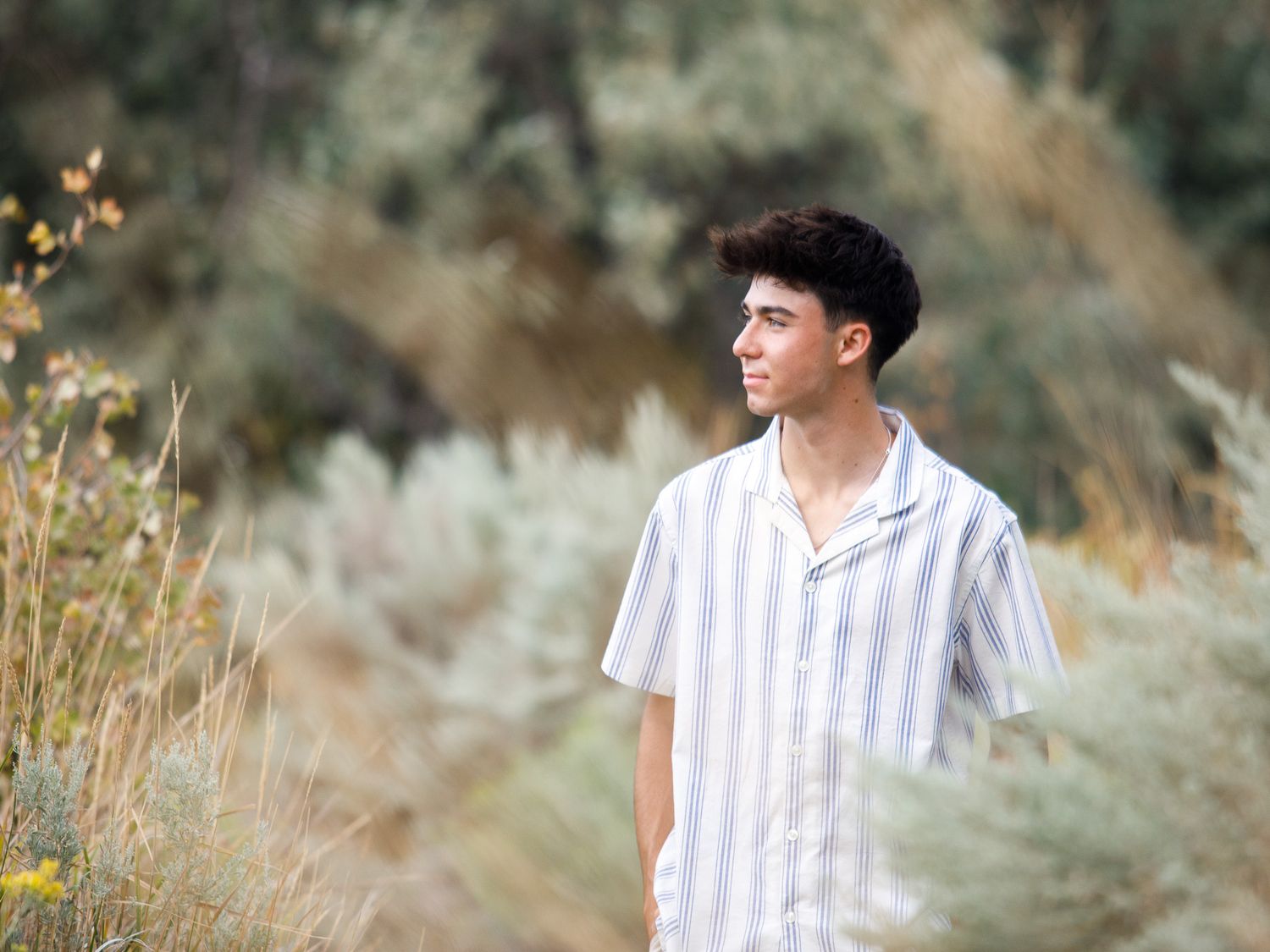 boy senior session, young man, photography, graduation, senior, affordable, outside, natural, nature, classic