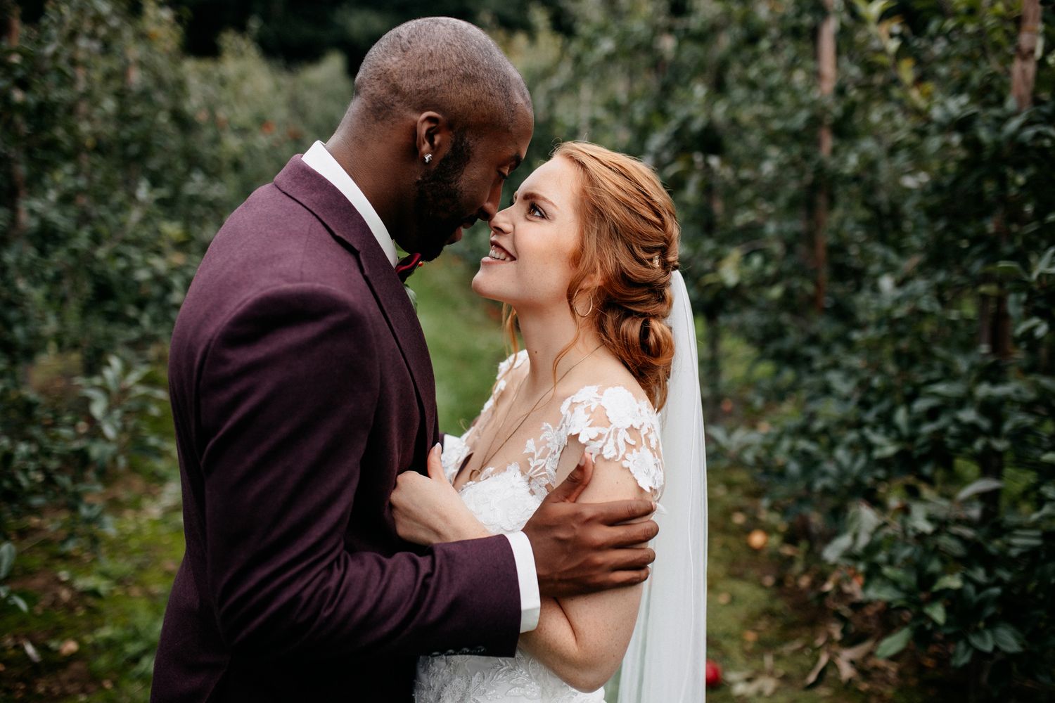 The look of love for this autumnal wedding couple.