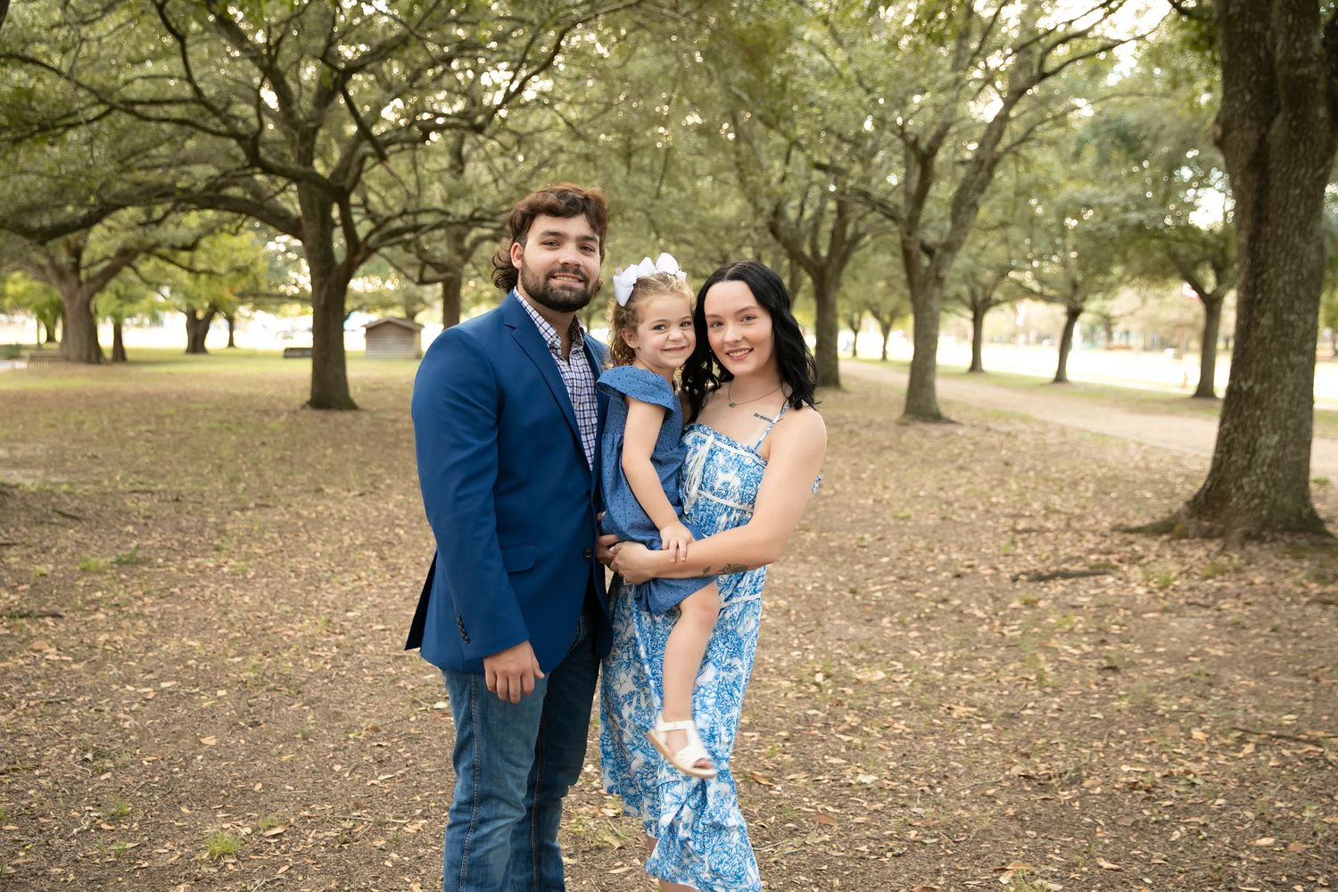 Family session at Independence Park Botanical Gardens.