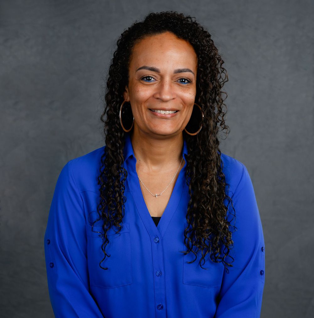 omaha headshot photographer
nebraska headshot photographer
la vista headshot photographer
millard headshot photographer