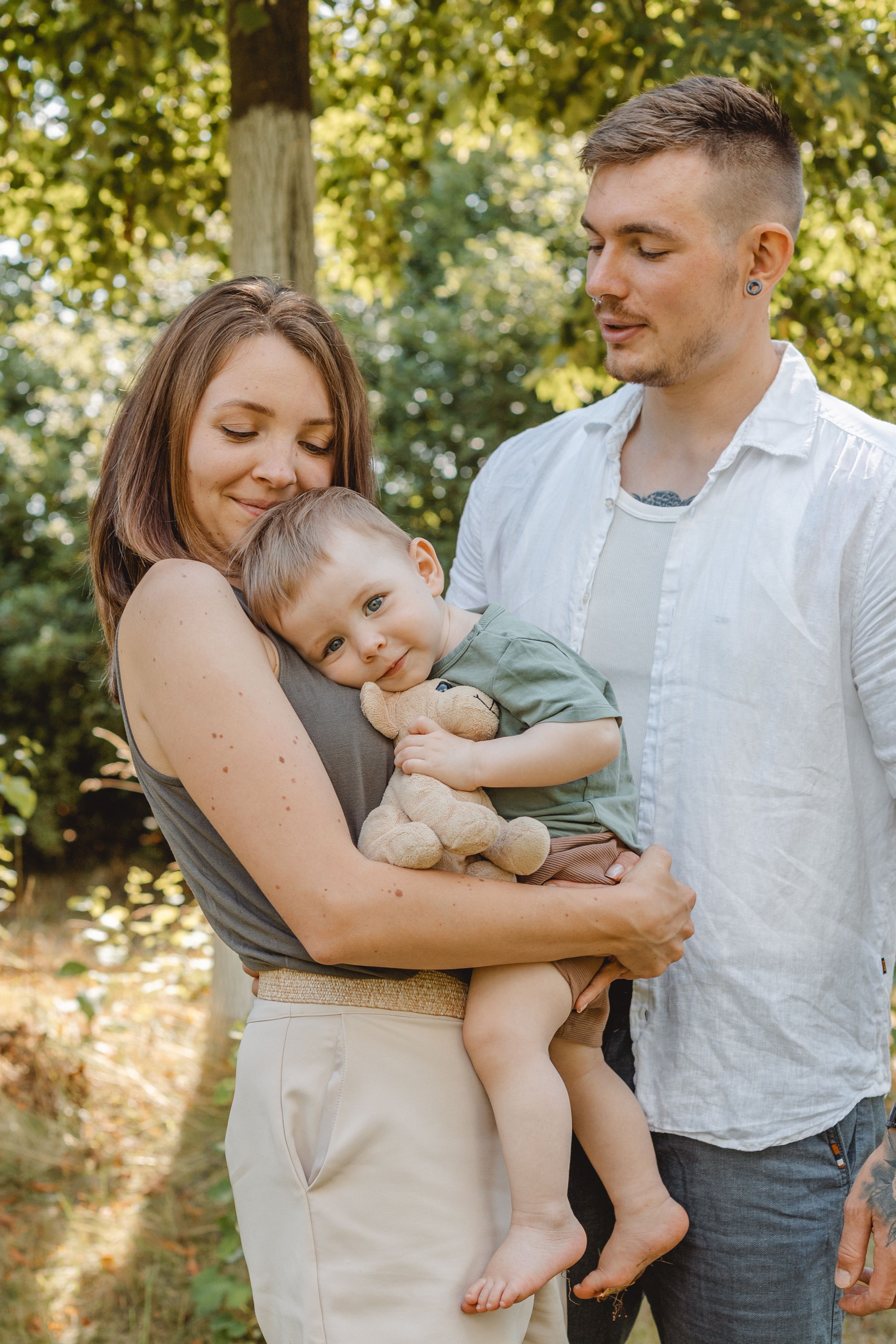 Authentisches Familienshooting in Grimma und Leipzig – lebendige, warme Familienmomente.
