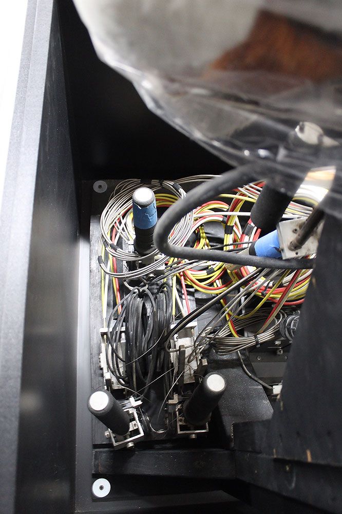 Animatronic controllers for the Daffy puppet