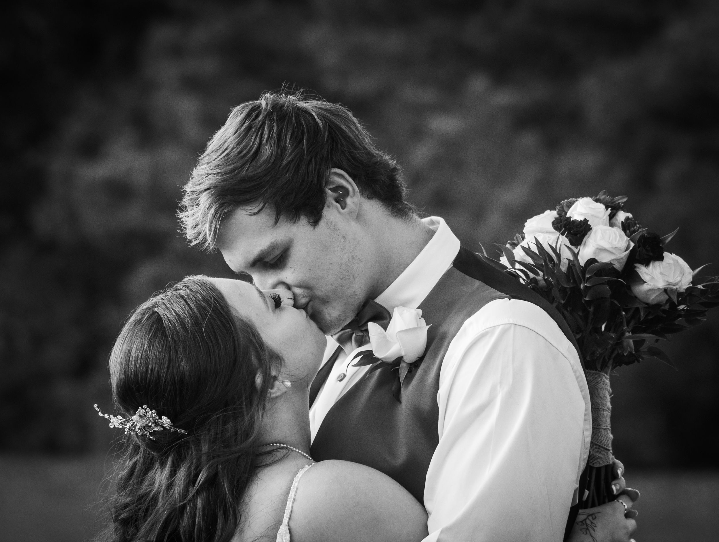 freelancer, South Carolina, photographer, fine art, wedding, commercial, nature, reenactment, gallery, freelance, monochrome, bridge, groom