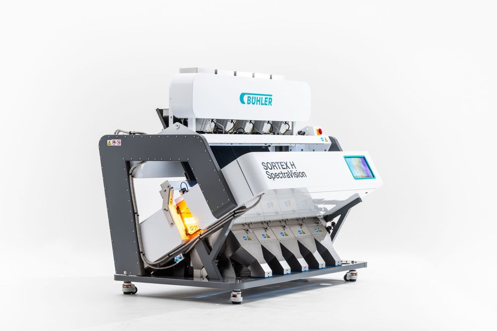 London engineering photography | Lifestyle product shot of Buhler Sortex H, food sorter