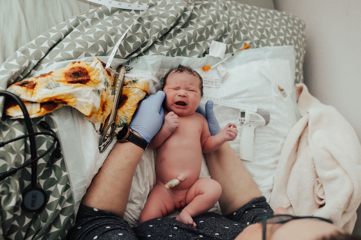home-birth-sophia-birth-photography-dallas-fort-worth-texas-labor-and-delivery