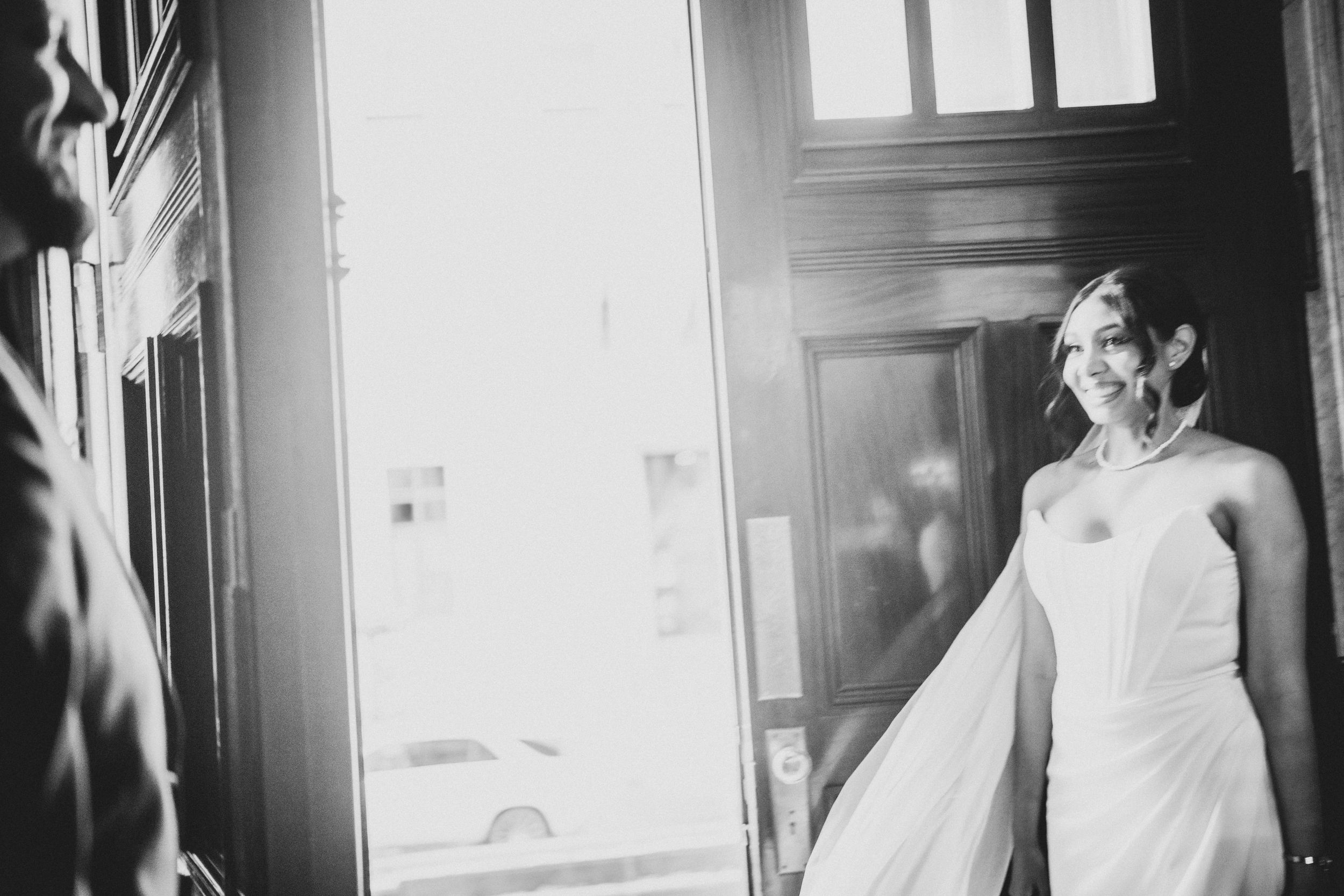 Luxury editorial wedding photographer on the South Shore, perfect for modern couples and timeless photos.