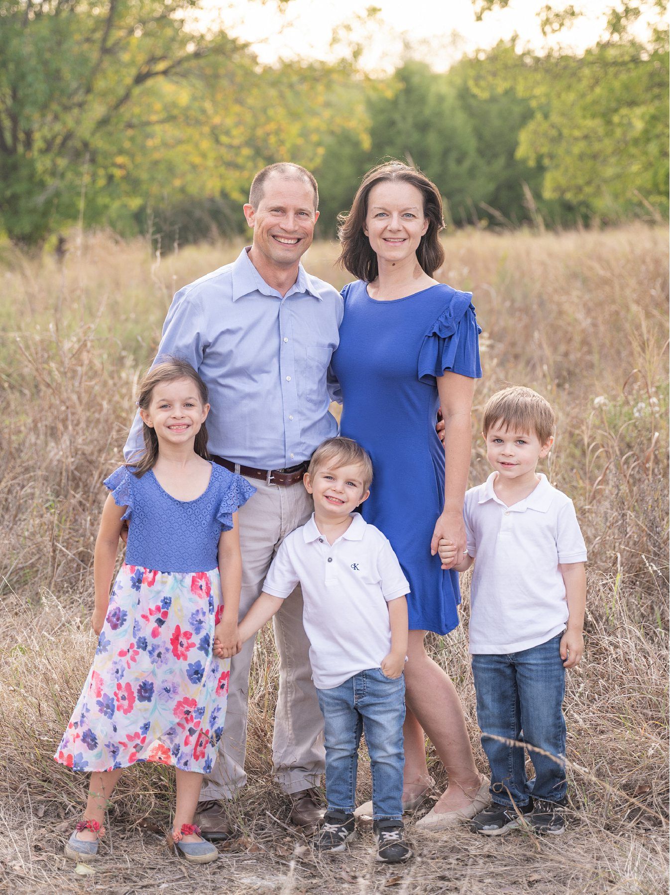 Family of Five Fall Portrait Session in Field by Bartlesville Family Photographer Kristi Bray
