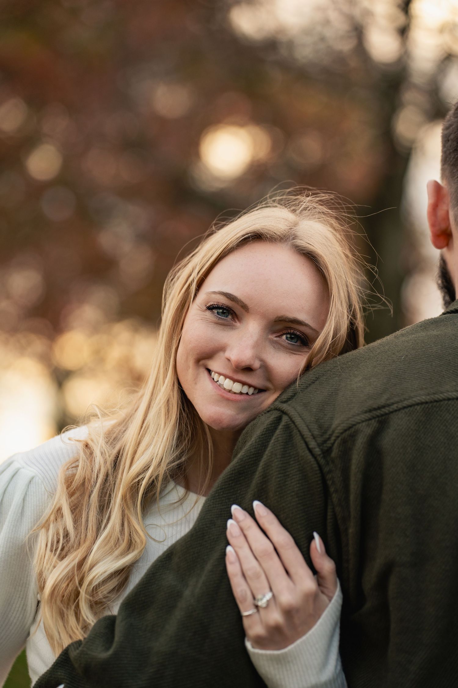 Engagement photographer, True to color Engagement session, Pittsburgh wedding photographer